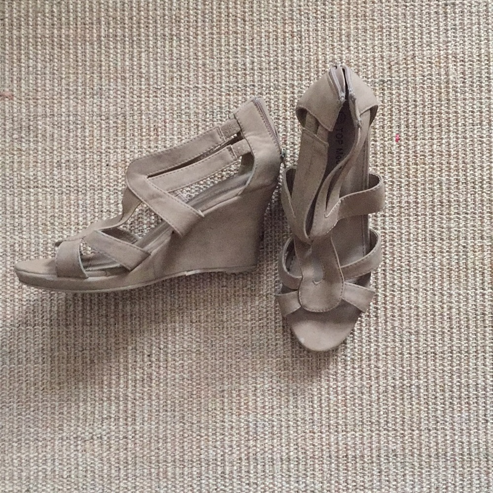 Tan wedges